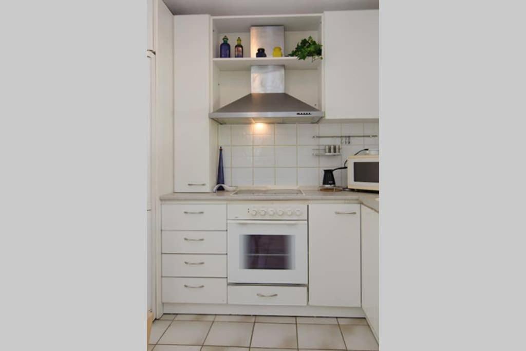 Wonderful House With Private Garden Villa Flogita Bagian luar foto