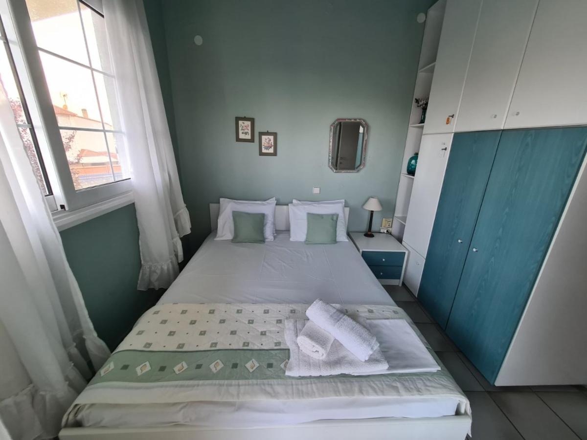Wonderful House With Private Garden Villa Flogita Bagian luar foto