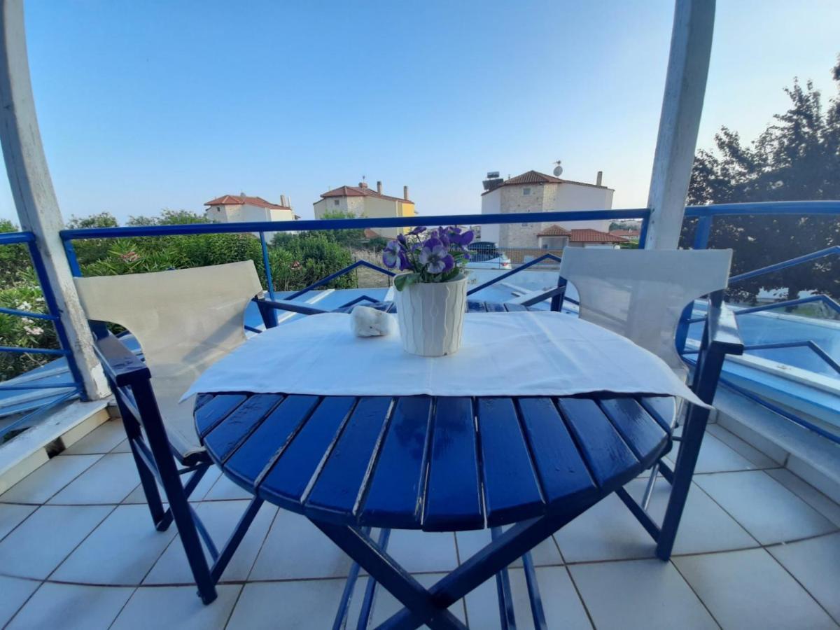 Wonderful House With Private Garden Villa Flogita Bagian luar foto